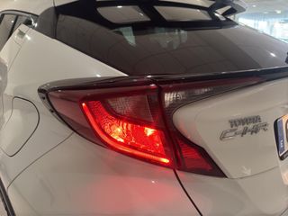 TOYOTA C-HR 1.8 VVT-I HYBRID ADVANCE AUTO 122 5P