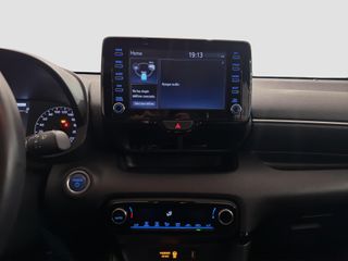 TOYOTA YARIS 1.5 VVT-I HEV ACTIVE TECH 116 5P