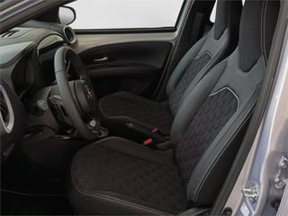 TOYOTA Aygo X JBL Limited Edition