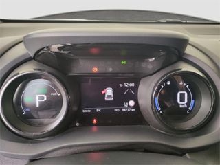 TOYOTA Yaris 5P Style 120H e-CVT