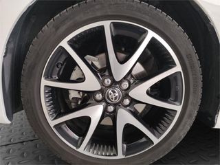 TOYOTA Yaris 5P Style 120H e-CVT