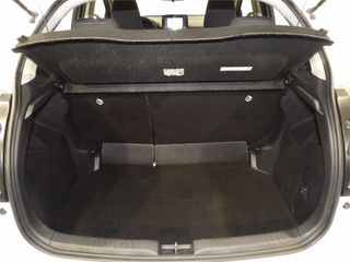 TOYOTA Yaris 1.5 120H Business Plus