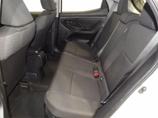 TOYOTA Yaris 1.5 120H Business Plus