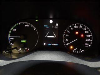 TOYOTA Yaris 1.5 120H Business Plus