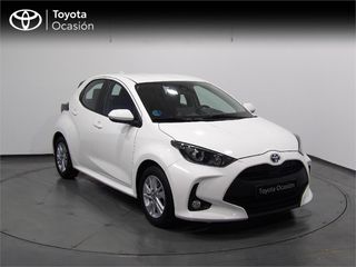 TOYOTA Yaris 1.5 120H Business Plus
