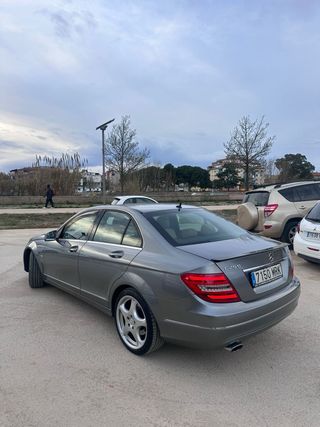 Mercedes-Benz Clase C 2011