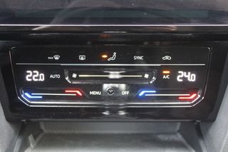 Volkswagen Passat Variant GTE 1.4 TSI e-Power 115kW + 85kW