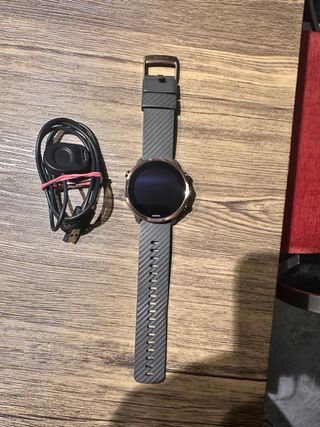 Reloj Suunto 7 Oro y Gris
