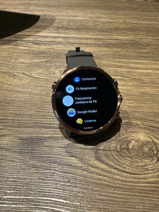 Reloj Suunto 7 Oro y Gris