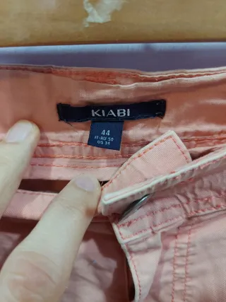 Pantalón corto Kiabi salmón talla 44