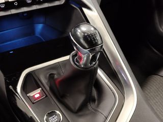 Peugeot 3008 PureTech 130 S&S Allure Pack 96 kW (130 CV)