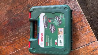 Atornillador Bosch EasyDrill 18V-40