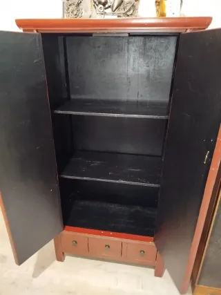 Mueble chino, en muy buenas condiciones