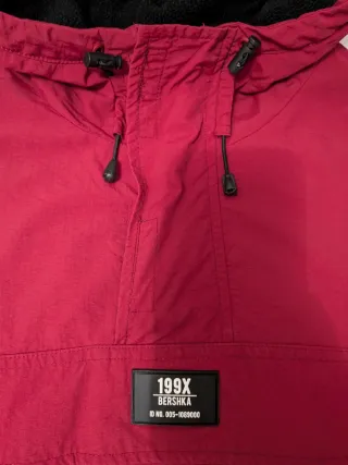 Anorak talla S, calentito, color Burdeos Hombre