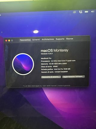 MacBook Pro Intel Core i7 2.5 GHz AMD Radeon