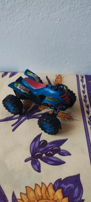 Set 2 giochi: pistola e quad