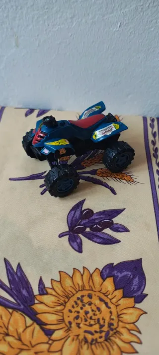 Set 2 giochi: pistola e quad