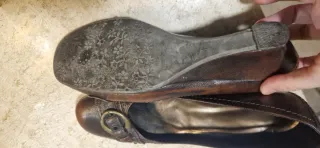 Zapatos de tacón cuña marrones