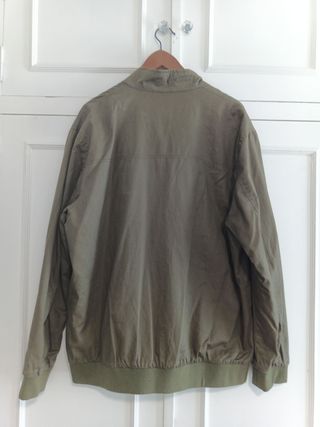 Cazadora Álvaro Moreno verde oliva