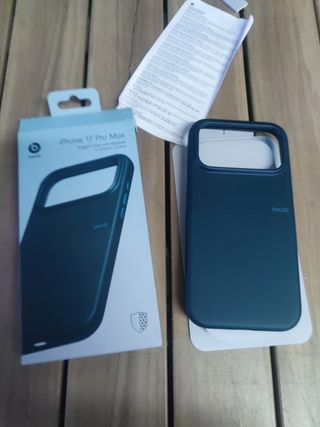 Apple Funda Rugged de Beats con MagSafe y Control de Cámara para el iPhone 17 Pro Max – Azul rocoso