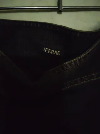 Falda de invierno negra