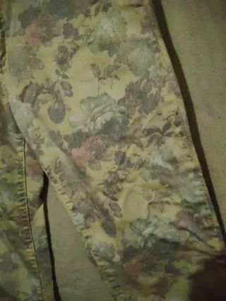 Pantalones florales multicolor