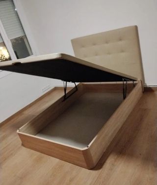 Canapé nuevo de fábrica