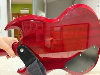 Guitarra Eléctrica Roja