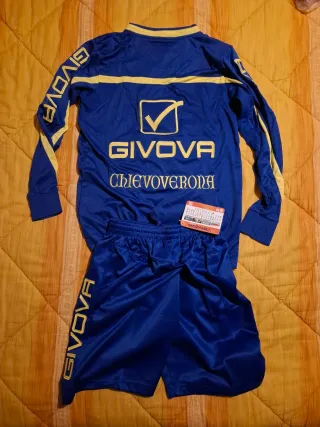 Kit allenamento Givova Chievo Verona