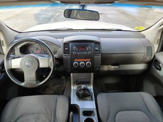 Nissan Pathfinder 2.5 dCi LE 140 kW (190 CV)