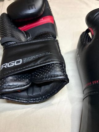Guantes de Boxeo Outshock Negros