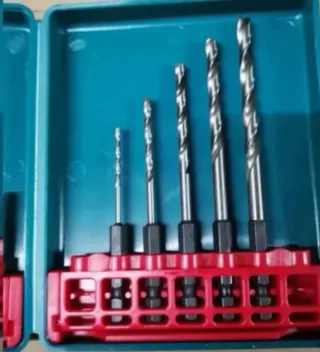 Set makita de 11 accesorios