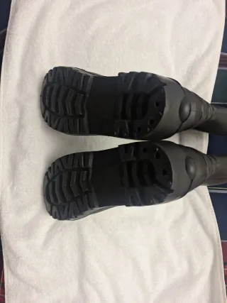 Botas agua trabajo forradas, puntera del 44 o 40