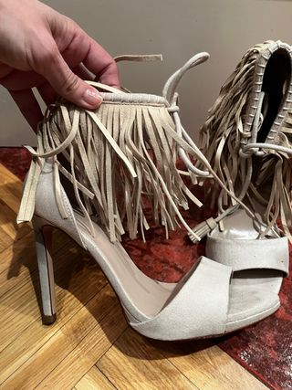 Sandalias Zara Beige Ante Flecos