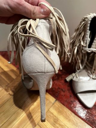 Sandalias Zara Beige Ante Flecos