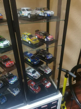 Coches de metal 1:24