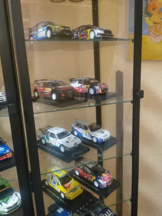 Coches de metal 1:24