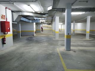 Garaje en venta en Deltebre