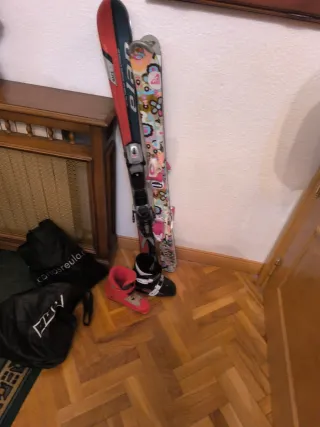 Botas y esquís
