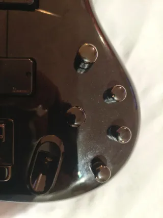 Bajo Eléctrico Ibanez EDB600 Ergodyne