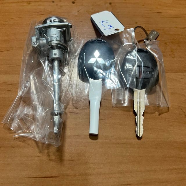 Cerradura Izquierda Mitsubishi + Llaves