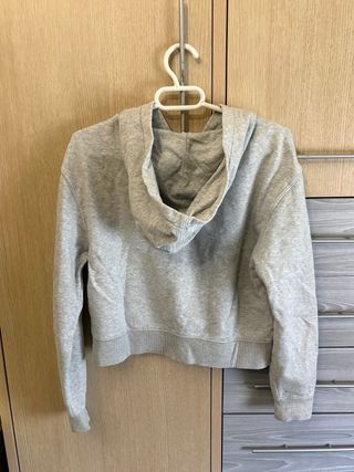 Chaqueta H&M gris con cremallera