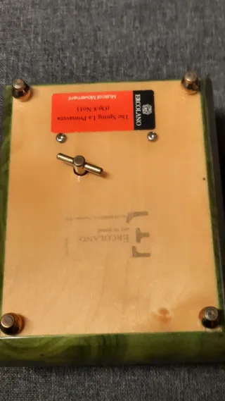 Scatola portagioie con carillon R. Wachtmeister