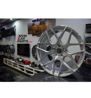 JUEGO DE 4 LLANTAS 20 JAPAN RACING JR18 SILVER