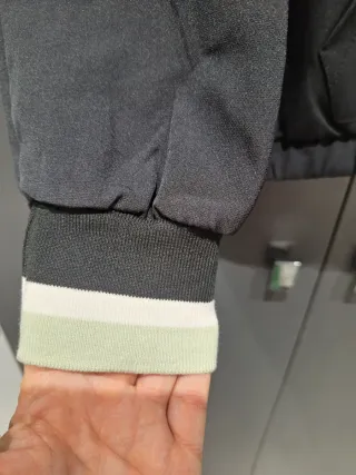 Conjunto deportivo AMISU mujer verde y blanco