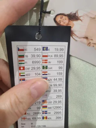 Conjunto deportivo AMISU mujer verde y blanco