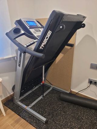 Cinta de Correr Bladez fitness TR202i