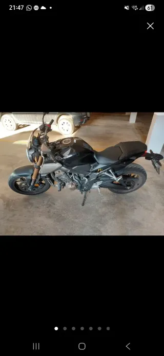 Honda CB650R Negra Plata