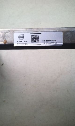 Volvo 98410 32246765 refuerzo paragolpes del xc60