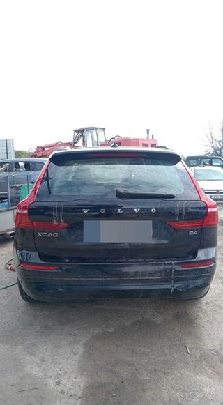 Volvo 98410 32246765 refuerzo paragolpes del xc60